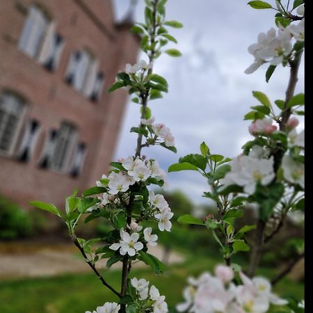 Bed and Breakfast Kasteel Aldenghoor Haelen Exterior foto